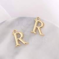 1.6cm Gold Charm Letter 'R'