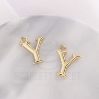 1.6cm Gold Charm Letter 'Y'